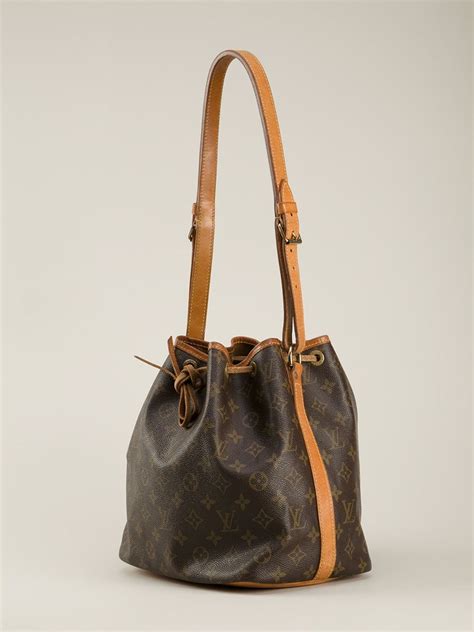 louis vuitton bucket bag new.